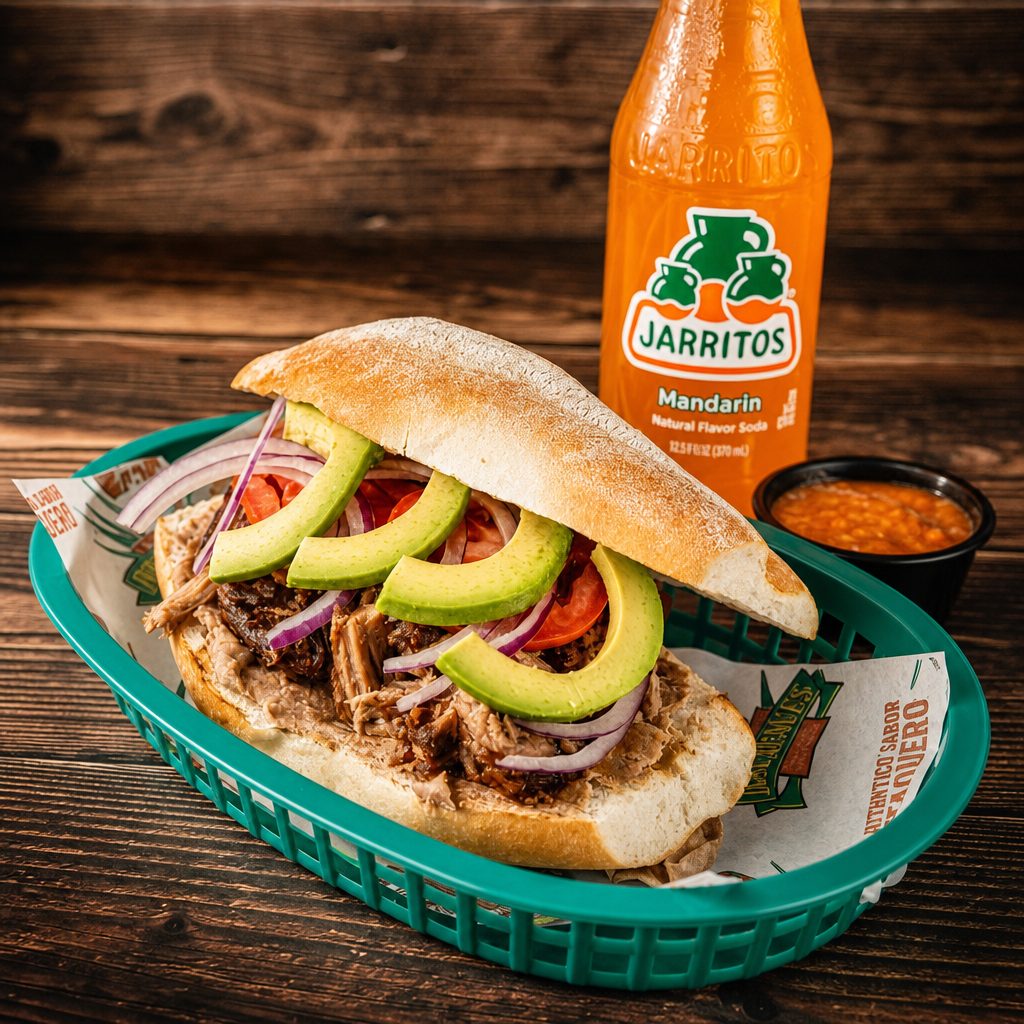 TORTA de Carnitas.
