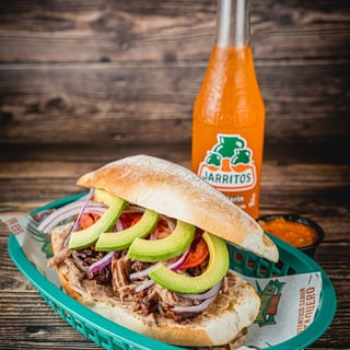 TORTA de Carnitas